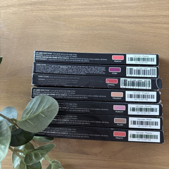 NEW LOT OF 7 Younique Moodstruck Precision Pencil Lip Liner Prudent Plush Primal - Picture 1 of 2